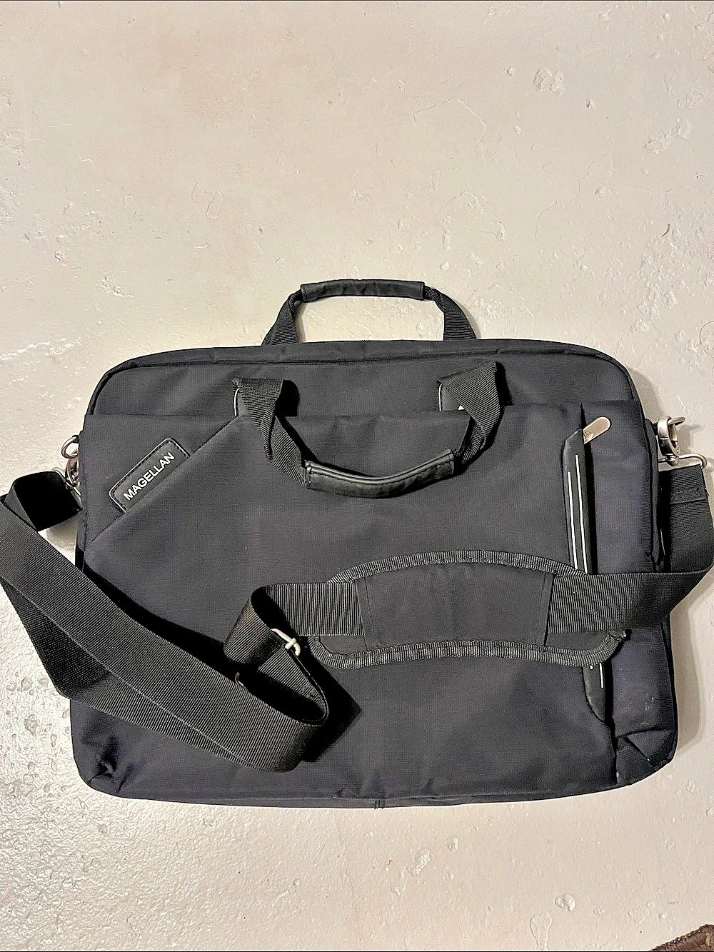 Magellan Laptop Briefcase in Black